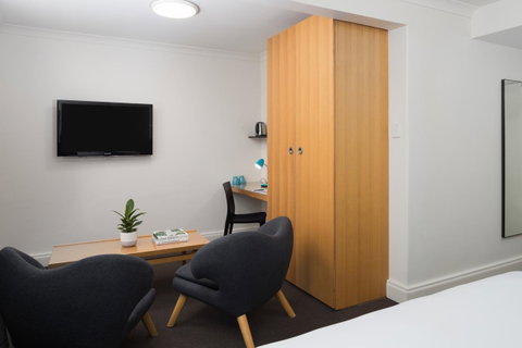 Pensione Hotel Perth - Tourism Adelaide 1