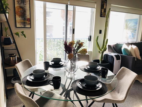 West Beach Lagoon 220 Stylish And Cozy - Tourism Adelaide 9