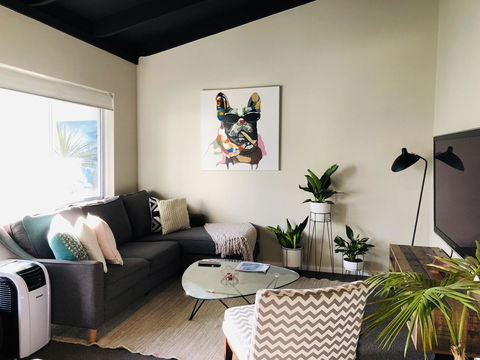 West Beach Lagoon 220 Stylish And Cozy - Tourism Adelaide 6