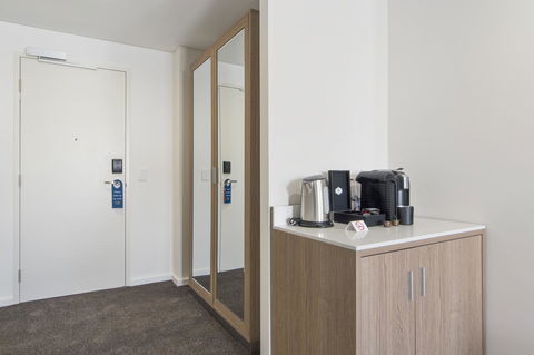 Metro Hotel Perth - Tourism Adelaide 1