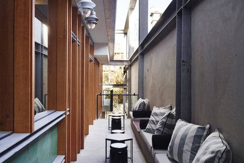 Alex Hotel - Tourism Adelaide 24