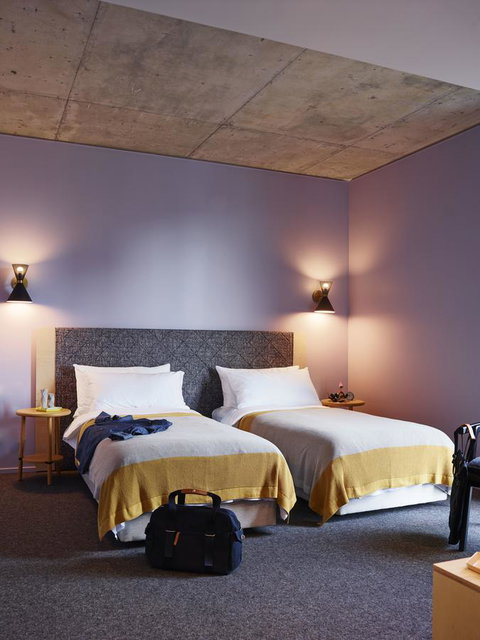 Alex Hotel - Tourism Adelaide 15