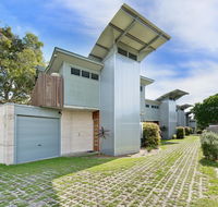 Sun Worship Eco Villas - Tourism Adelaide