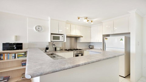 Darling Harbor Apartment - Tourism Adelaide 2