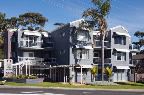 Mollymook Cove Apartments - Tourism Adelaide 0