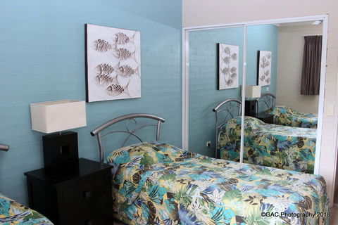 Mollymook Cove Apartments - Tourism Adelaide 21