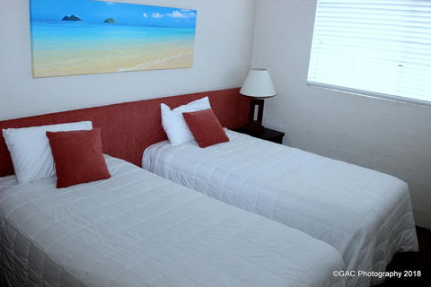 Mollymook Cove Apartments - Tourism Adelaide 20