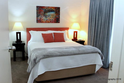 Mollymook Cove Apartments - Tourism Adelaide 4