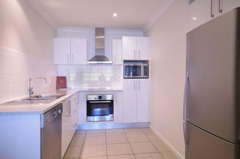 Macquarie Waters Boutique Apartment Hotel - Tourism Adelaide 19