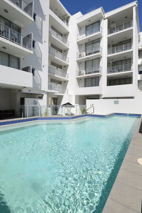 Macquarie Waters Boutique Apartment Hotel - Tourism Adelaide 5