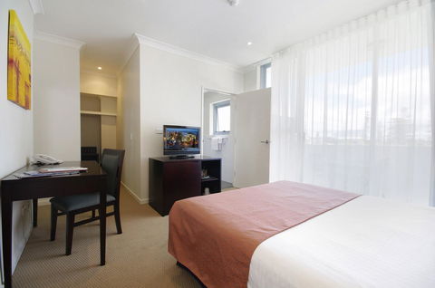 Macquarie Waters Boutique Apartment Hotel - Tourism Adelaide 21