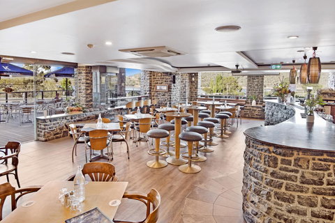 Banjo Paterson Inn - Tourism Adelaide 8