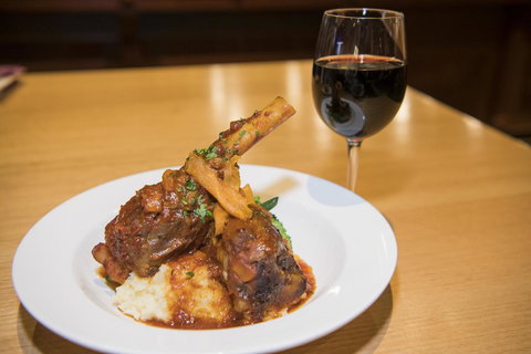 Banjo Paterson Inn - Tourism Adelaide 35