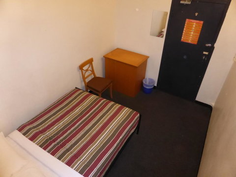Maze Backpackers - Sydney - Tourism Adelaide 27