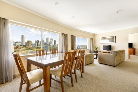 Holiday Inn Sydney Potts Point - Tourism Adelaide 21
