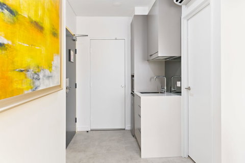 Value Suites Green Square - Tourism Adelaide 18