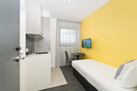Value Suites Green Square - Tourism Adelaide 30