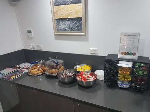 Value Suites Green Square - Tourism Adelaide 13