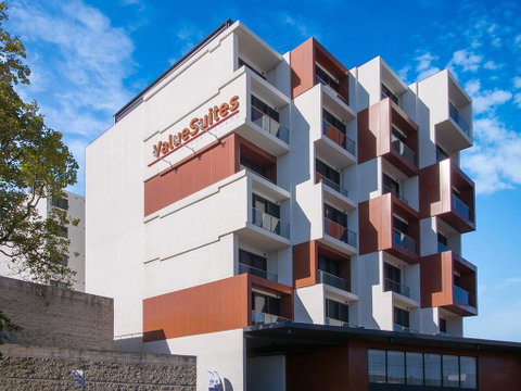 Value Suites Green Square - Tourism Adelaide 0