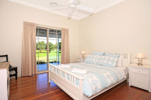 Terara Riverside Retreat - Tourism Adelaide 11