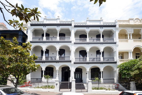 Hotel Challis Potts Point - Tourism Adelaide 0