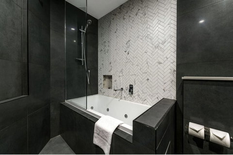 Holiday Inn & Suites - Parramatta Marsden Street, An IHG Hotel - Tourism Adelaide 6