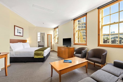 Sydney Harbour Hotel - Tourism Adelaide 7