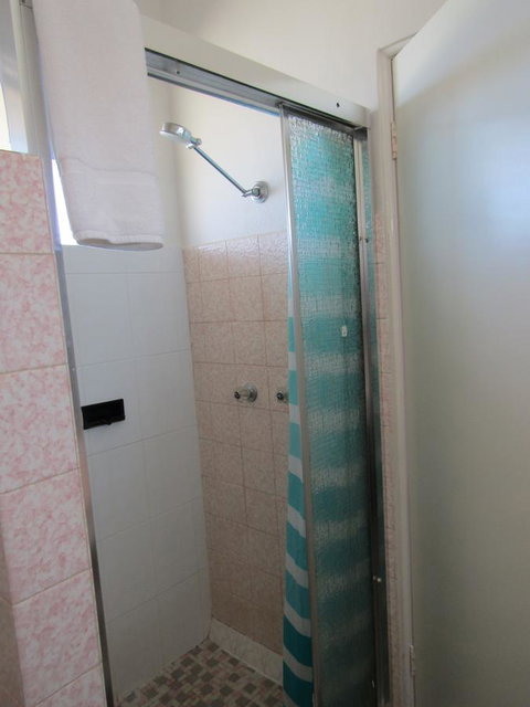 Allonville Gardens Motel - Tourism Adelaide 27