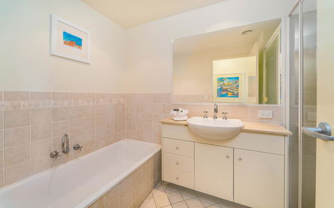 The Cove Yamba - Tourism Adelaide 33