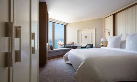 Four Seasons Hotel Sydney - Tourism Adelaide 11