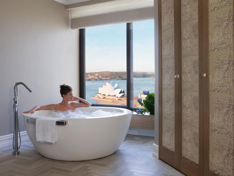 Four Seasons Hotel Sydney - Tourism Adelaide 39