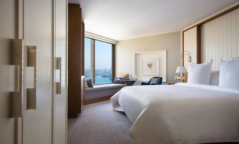 Four Seasons Hotel Sydney - Tourism Adelaide 4