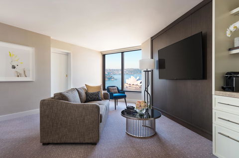 Four Seasons Hotel Sydney - Tourism Adelaide 1