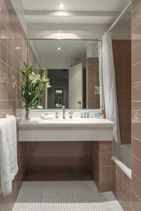 Macleay Hotel - Tourism Adelaide 15