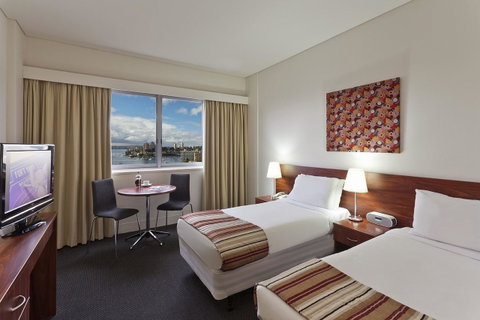 Macleay Hotel - Tourism Adelaide 7