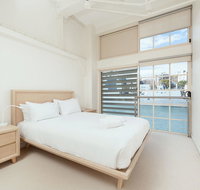 Waterfront Apartment on Sydney Harbour - Tourism Adelaide