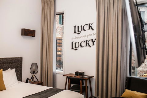 The Lucky Hotel - Tourism Adelaide 1