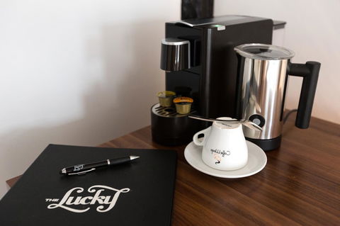 The Lucky Hotel - Tourism Adelaide 9