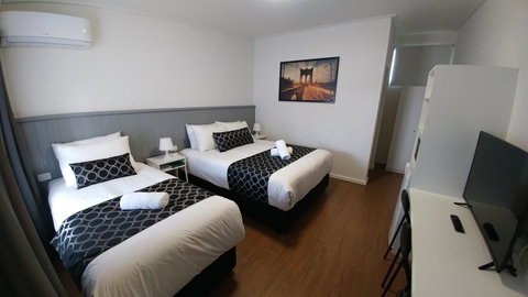 Eden Motel - Tourism Adelaide 4