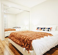 Cozy 5 Bed House in Sydney - Tourism Adelaide
