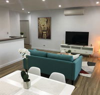 Specious Apartment with 2 Large Bedrooms - Tourism Adelaide