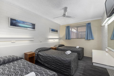 Coastal Bay Motel - Tourism Adelaide 17