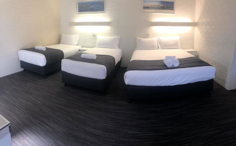 Coastal Bay Motel - Tourism Adelaide 18