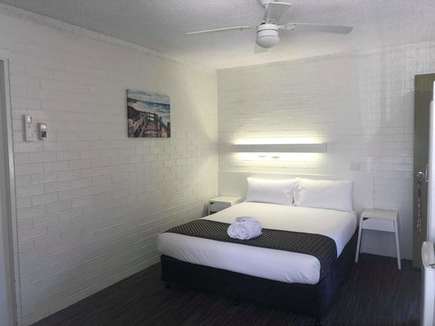 Coastal Bay Motel - Tourism Adelaide 19