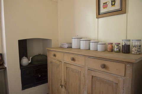 Hillview Heritage Hotel - Tourism Adelaide 3