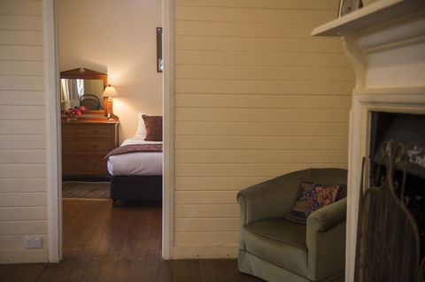 Hillview Heritage Hotel - Tourism Adelaide 2
