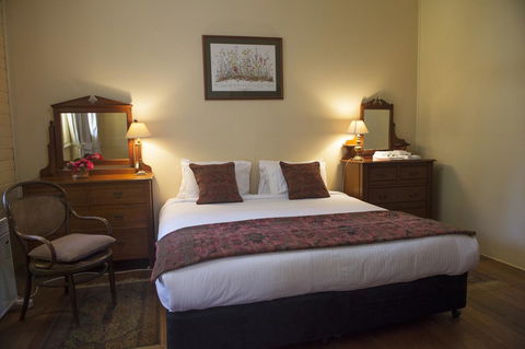 Hillview Heritage Hotel - Tourism Adelaide 7