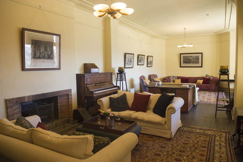 Hillview Heritage Hotel - Tourism Adelaide 9