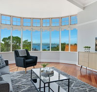 Huge Harbour View Apartment In Historic Home - Tourism Adelaide