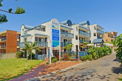 Beach House Holiday Apartments - Tourism Adelaide 13